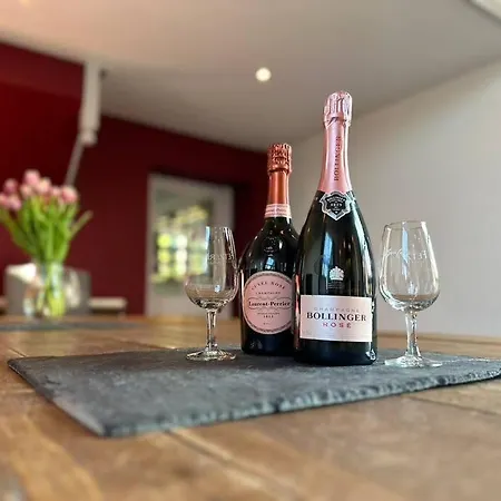 Holiday home The Coach House 1861 *