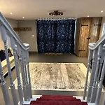 The Coach House 1861 度假居 彭里斯