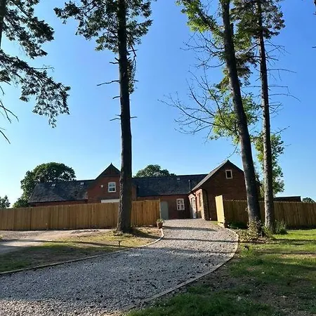 Feriehus The Coach House 1861